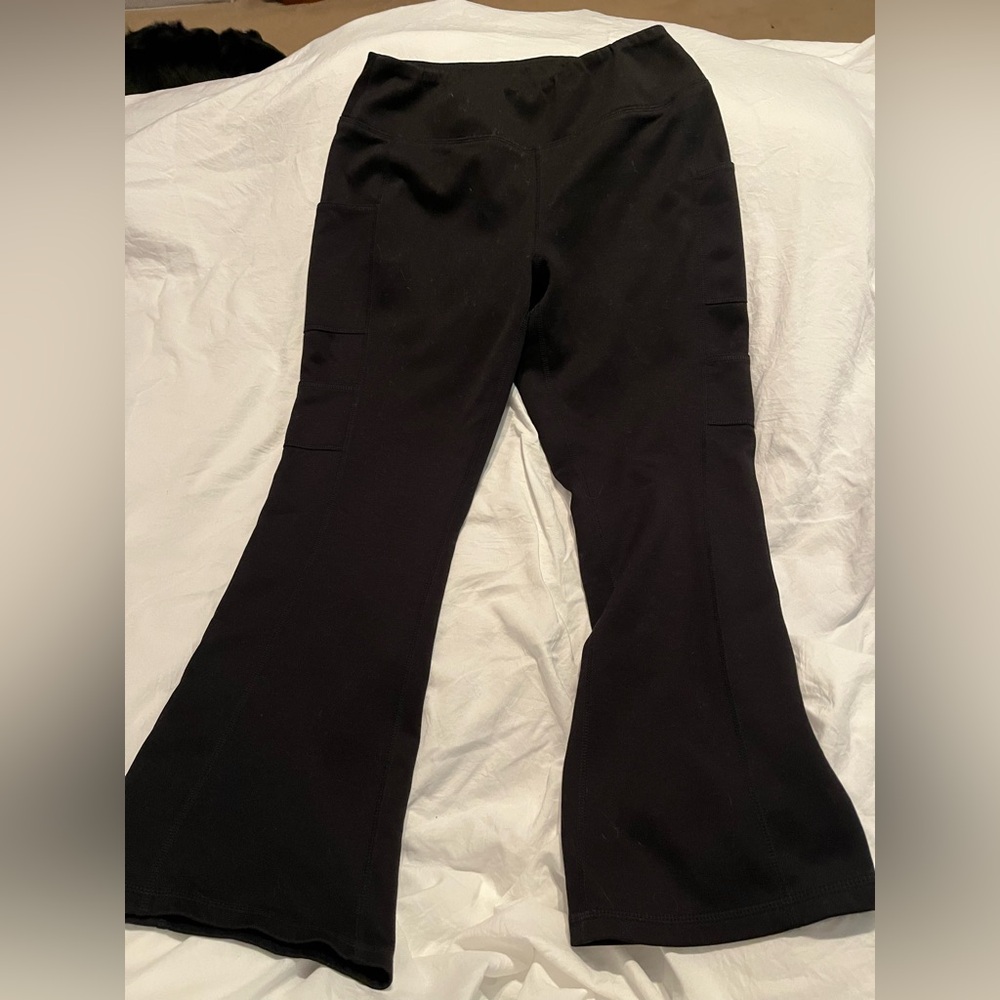 Jaanuu Black Flare Yoga Scrub Pants MP